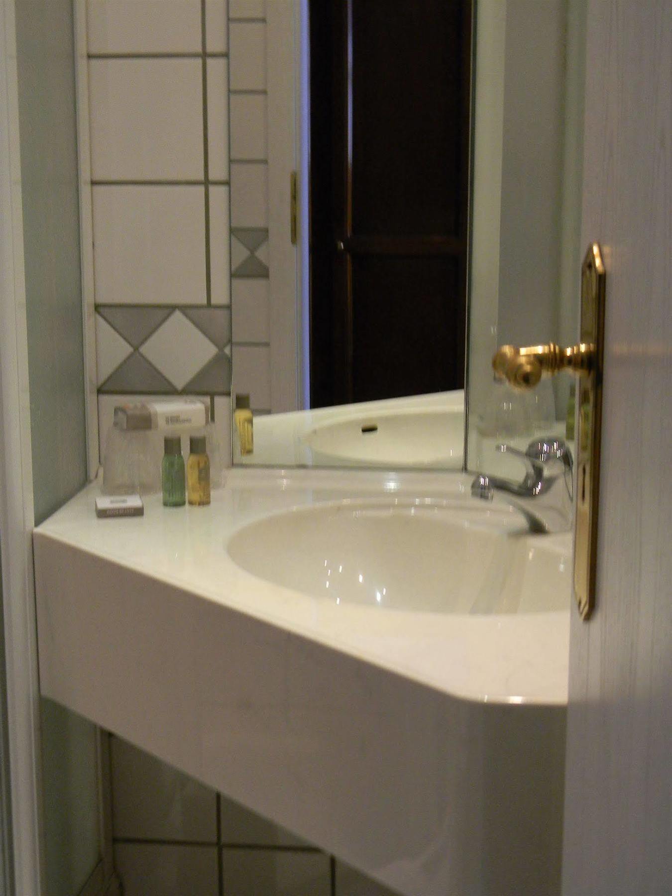 Hotel Du Roy Bouillon Zewnętrze zdjęcie